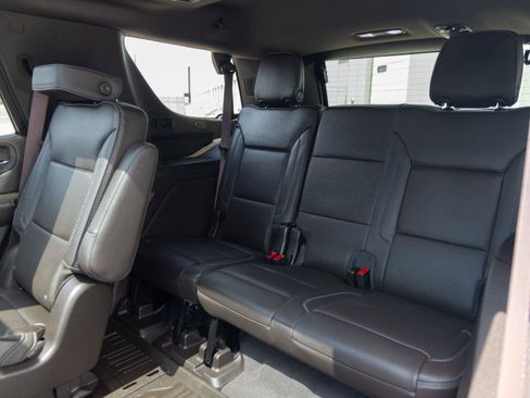 Used 2023 GMC Yukon Denali w/ Denali Reserve Package AWD/4WD image 24