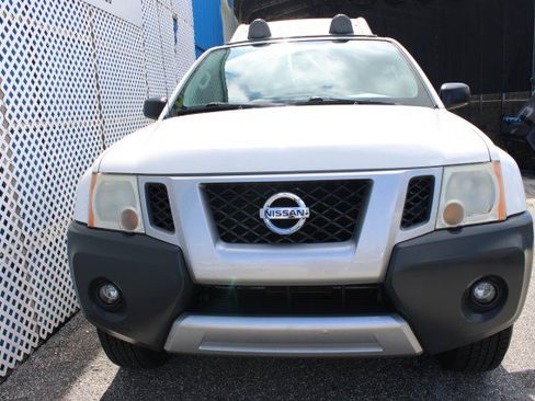 Used 2015 Nissan Xterra PRO-4X AWD/4WD image 5