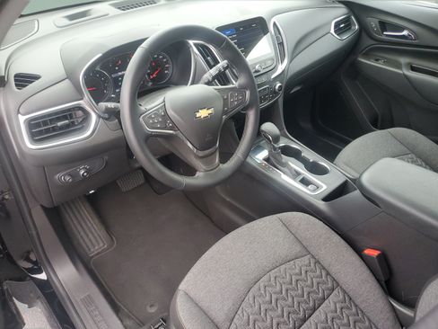 Used 2024 Chevrolet Equinox LT FWD image 16