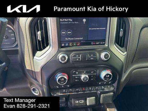 Used 2022 GMC Sierra 2500 Denali w/ Denali Ultimate Package AWD/4WD image 27