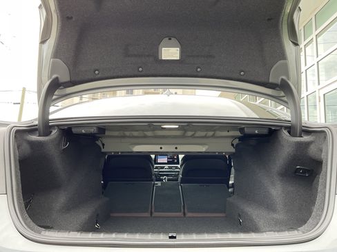 Certified 2023 BMW 540i w/ Executive Package image 29