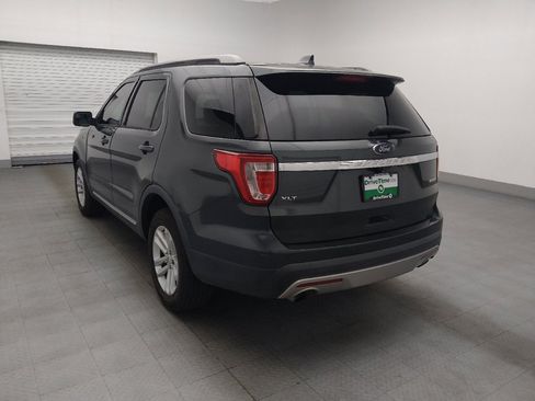 Used 2016 Ford Explorer XLT w/ Equipment Group 202A FWD image 5