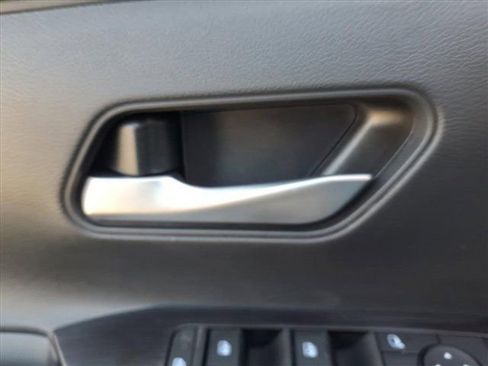 New 2026 Nissan Kicks SV image 18