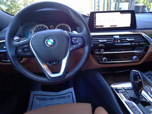 Used 2018 BMW 640i Gran Turismo xDrive AWD/4WD image 11