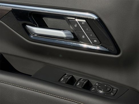 New 2026 Chevrolet Suburban Premier w/ Sun And Tow Package image 21