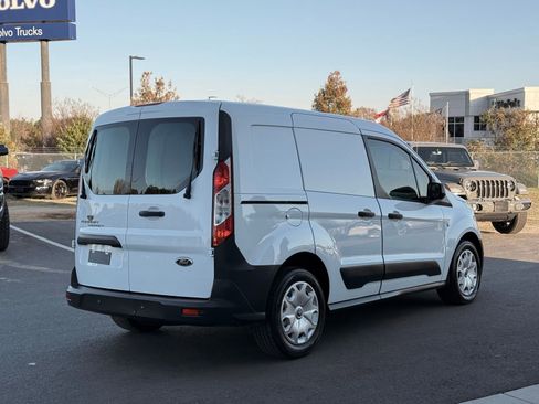 Used 2015 Ford Transit Connect XL image 6