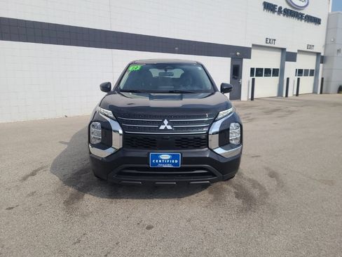 Used 2022 Mitsubishi Outlander ES AWD/4WD image 9