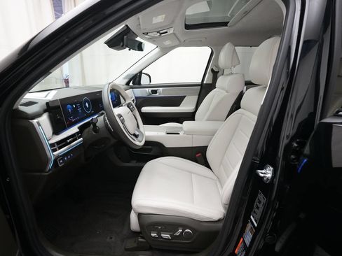 Used 2024 Hyundai Santa Fe Calligraphy AWD/4WD image 7