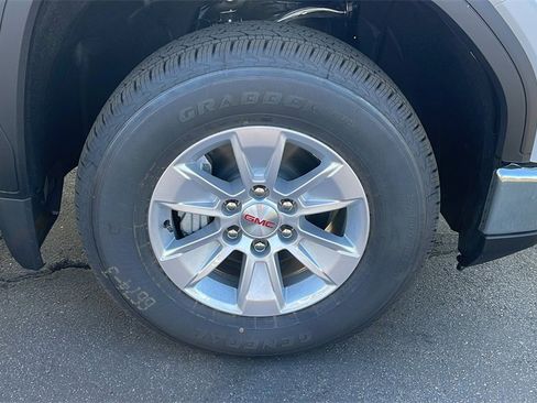 New 2026 GMC Sierra 1500 SLE image 9