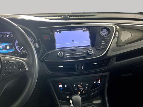 Used 2020 Buick Envision Essence FWD image 7