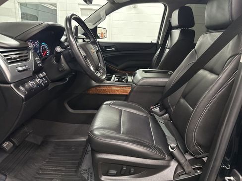 Used 2020 Chevrolet Tahoe Premier AWD/4WD image 18