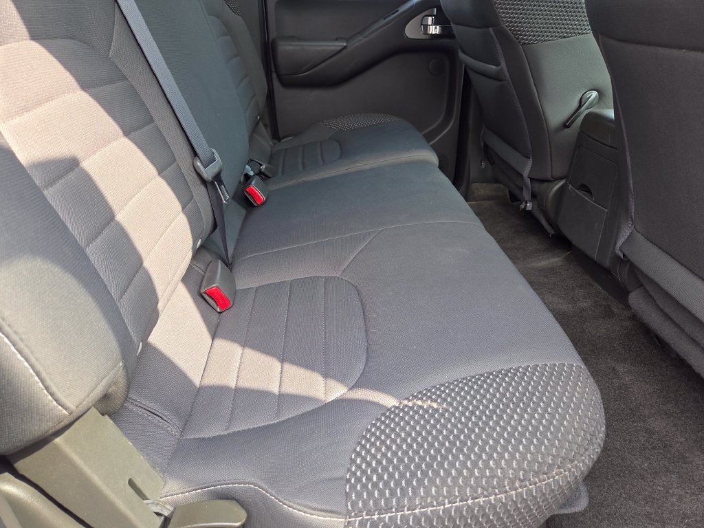 Used 2018 Nissan Frontier PRO-4X AWD/4WD image 24