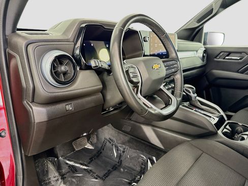 Used 2023 Chevrolet Colorado LT w/ LT Convenience Package RWD image 11