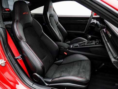 Used 2022 Porsche 911 GT3 image 49