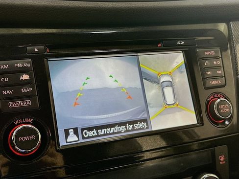 Used 2015 Nissan Rogue SL FWD image 16