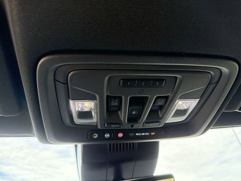 Certified 2024 Chevrolet Silverado 1500 High Country w/ High Country Premium Package AWD/4WD image 25