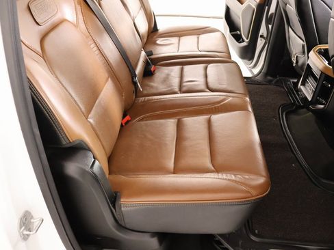 Used 2022 RAM 1500 Limited w/ Bed Utility Group image 15