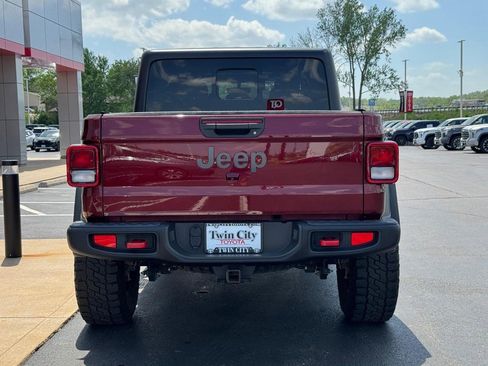 Used 2021 Jeep Gladiator Rubicon AWD/4WD image 5