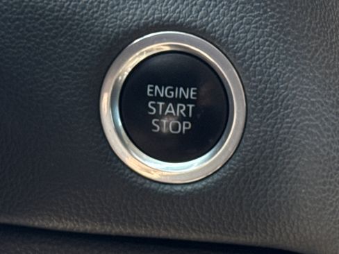 Used 2023 Toyota Tundra Limited image 23