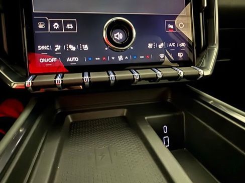 New 2026 GMC Acadia AT4 w/ Super Cruise Package image 32