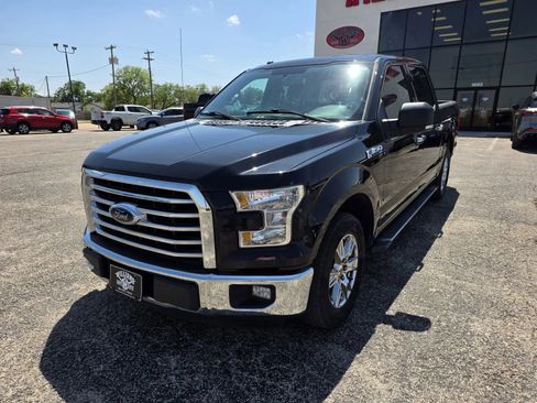 Used 2016 Ford F150 XLT w/ Equipment Group 302A Luxury RWD image 3