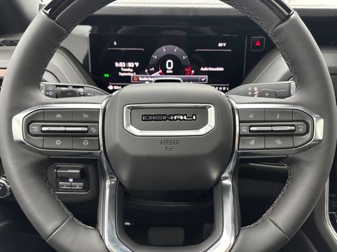 New 2026 GMC Yukon XL Denali w/ Denali Reserve Package AWD/4WD image 24