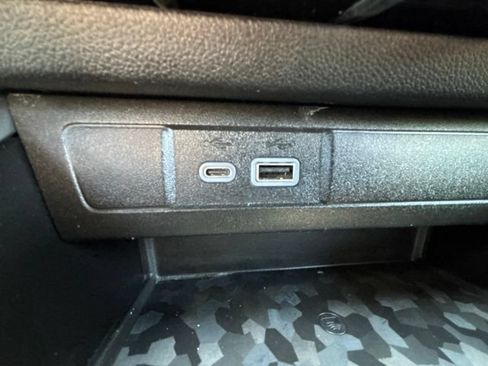 Used 2023 Chevrolet Colorado LT w/ LT Convenience Package II AWD/4WD image 25