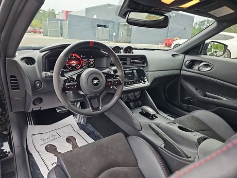 Used 2024 Nissan Z NISMO w/ Floor Mat Package image 15
