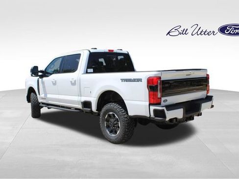 New 2026 Ford F250 Platinum w/ Tremor Off-Road Package AWD/4WD image 4