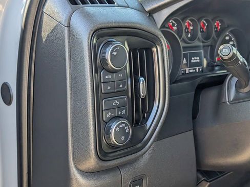 Used 2024 Chevrolet Silverado 1500 Custom Trail Boss image 28