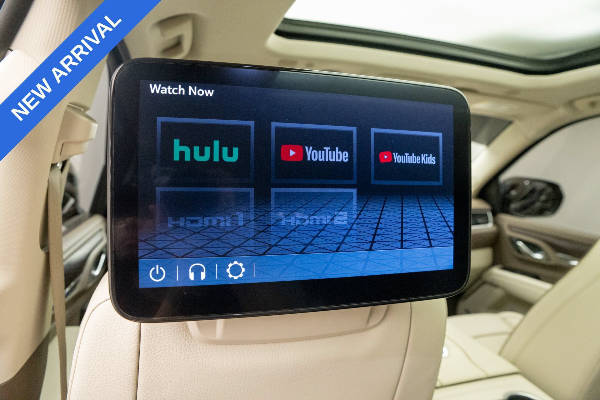 Used 2023 GMC Yukon Denali w/ Advanced Technology Package AWD/4WD image 30
