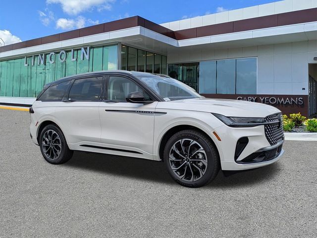 New 2026 Lincoln Nautilus Reserve AWD/4WD image 2
