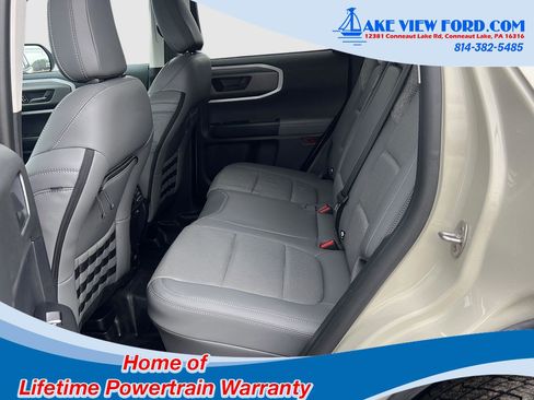 Used 2025 Ford Bronco Sport Badlands image 49