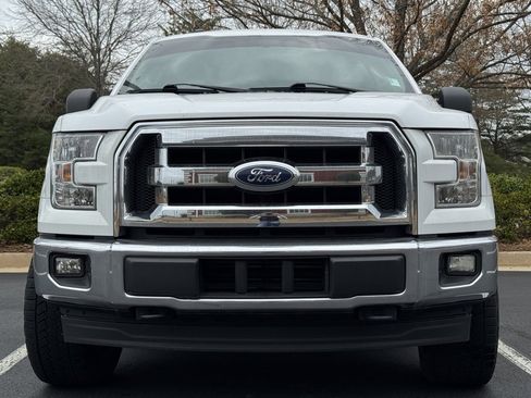 Used 2017 Ford F150 XLT w/ Trailer Tow Package image 7