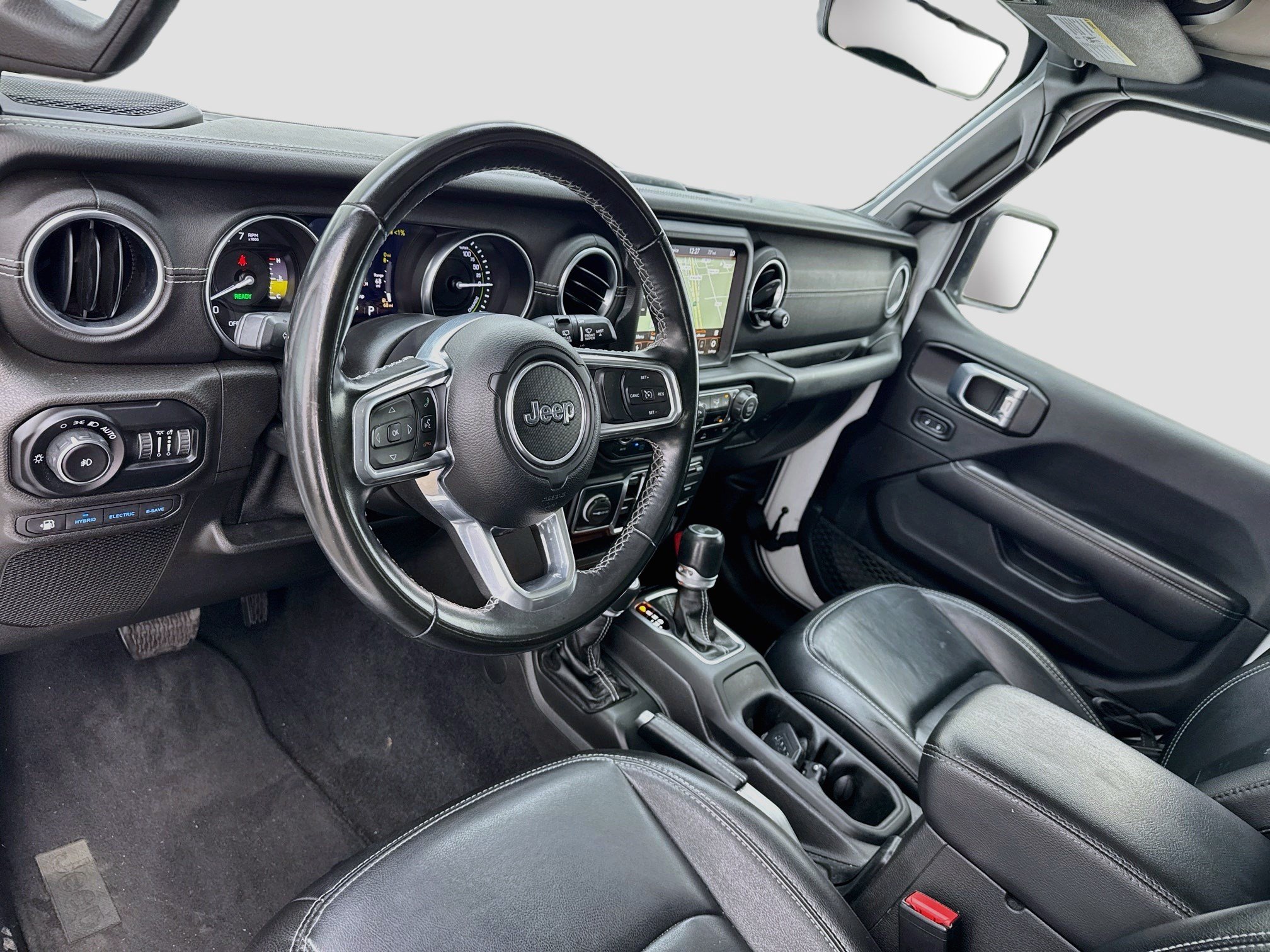 Used 2021 Jeep Wrangler Unlimited Sahara AWD/4WD image 7