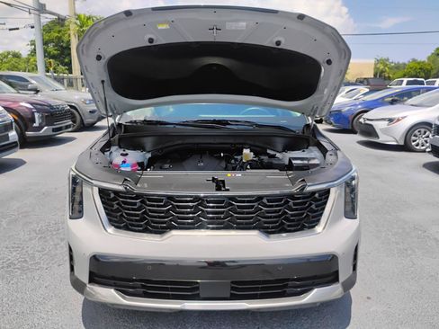 Used 2024 Kia Sorento S w/ Panoramic Sunroof Package FWD image 18