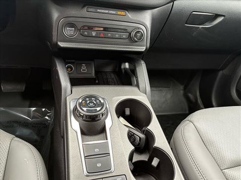 Used 2025 Ford Bronco Sport Badlands image 14