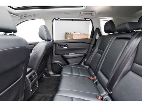 Certified 2022 Nissan Rogue SL w/ SL Premium Package image 10