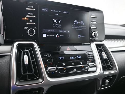 Used 2021 Kia Sorento S FWD image 24