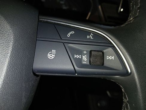 Used 2022 Audi Q5 2.0T Premium w/ Convenience Package image 37