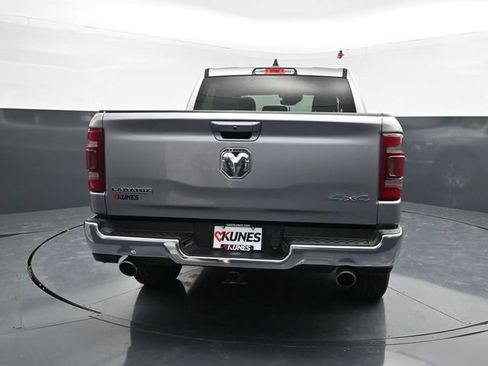 Used 2024 RAM 1500 Laramie AWD/4WD image 7