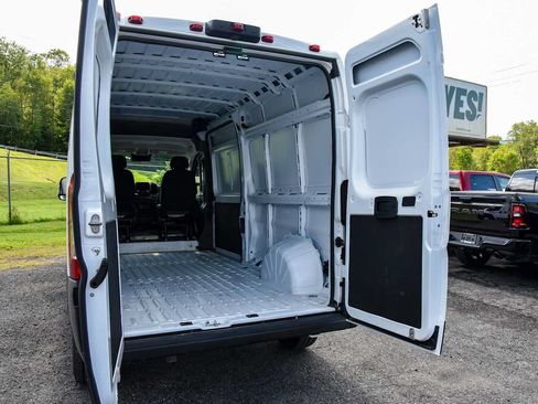 Used 2026 RAM ProMaster 2500 FWD image 14
