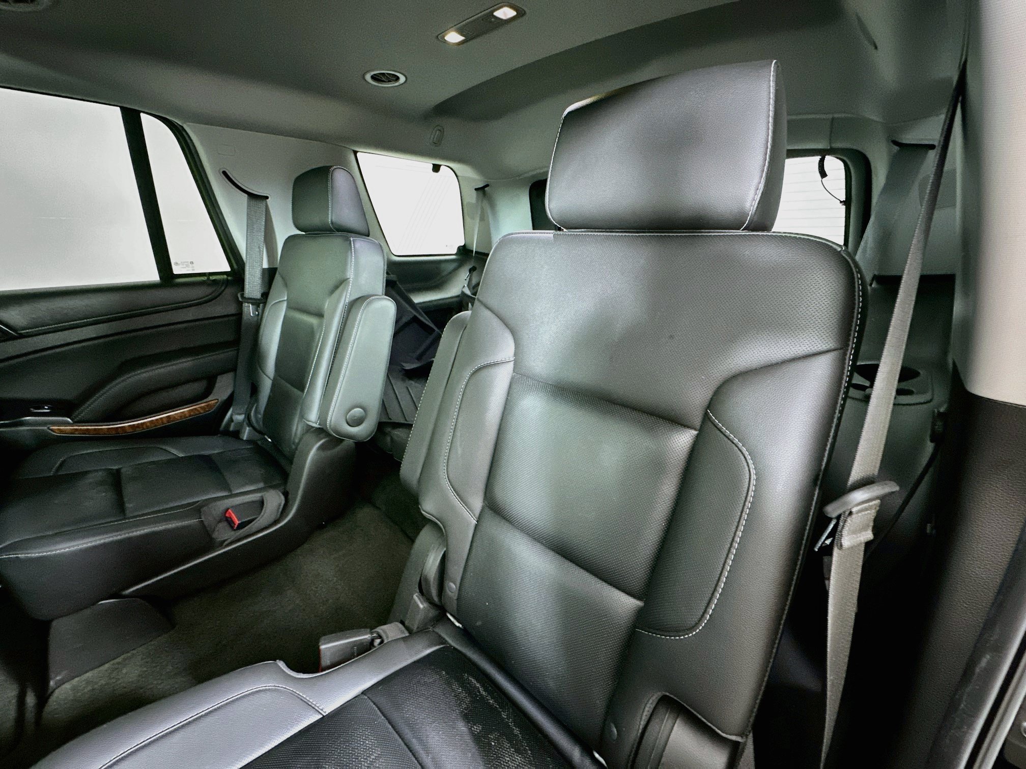 Used 2018 Chevrolet Tahoe Premier AWD/4WD image 25