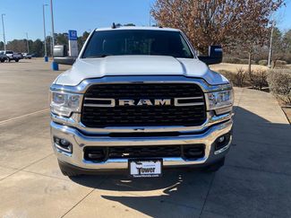 Used 2024 RAM 2500 Big Horn video 2