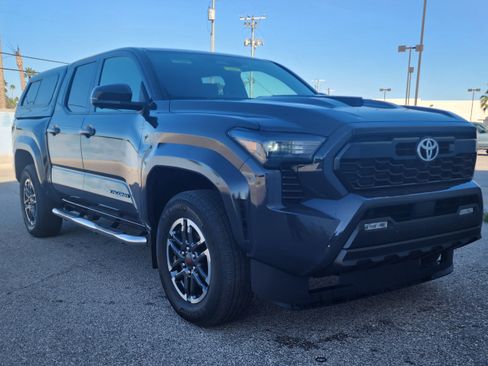 Used 2024 Toyota Tacoma 2WD Double Cab image 3