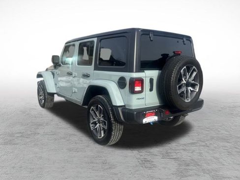 Used 2024 Jeep Wrangler Sport S w/ Convenience Group image 6