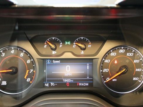 Used 2023 Chevrolet Camaro LT image 21