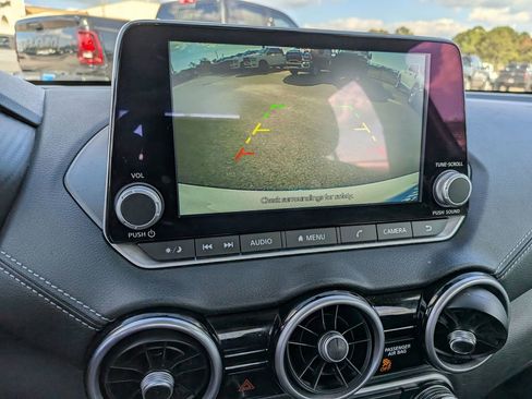 Used 2023 Nissan Sentra SV image 31