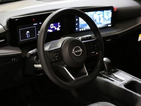 New 2026 Nissan Kicks SV w/ SV Premium Package image 7