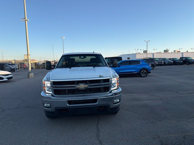 Used 2011 Chevrolet Silverado 2500 LT w/ Interior Plus Package AWD/4WD image 18